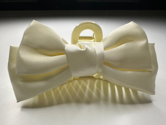 Ivory Bow Claw Clip