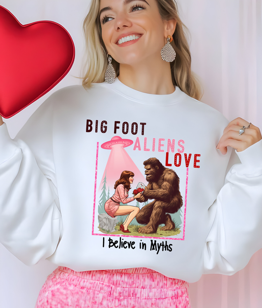 Bigfoot Aliens Love I believe in Myths DTF Transfer